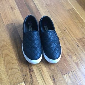 slip on steve madden shoes